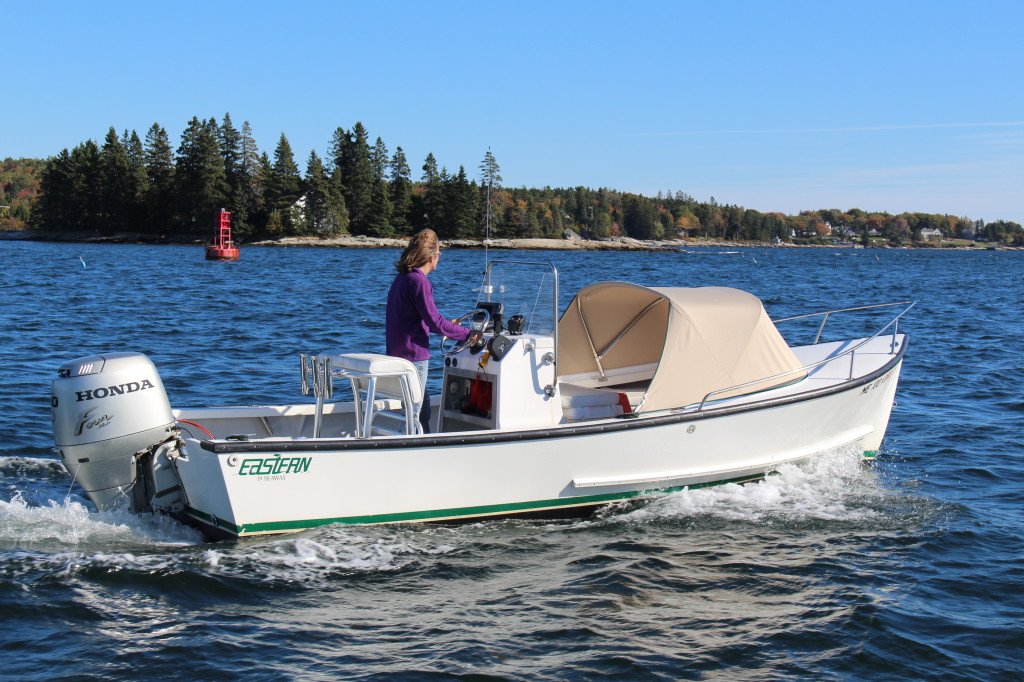 Passing the Tumbler buoy which marks the end of the no-wake zone....